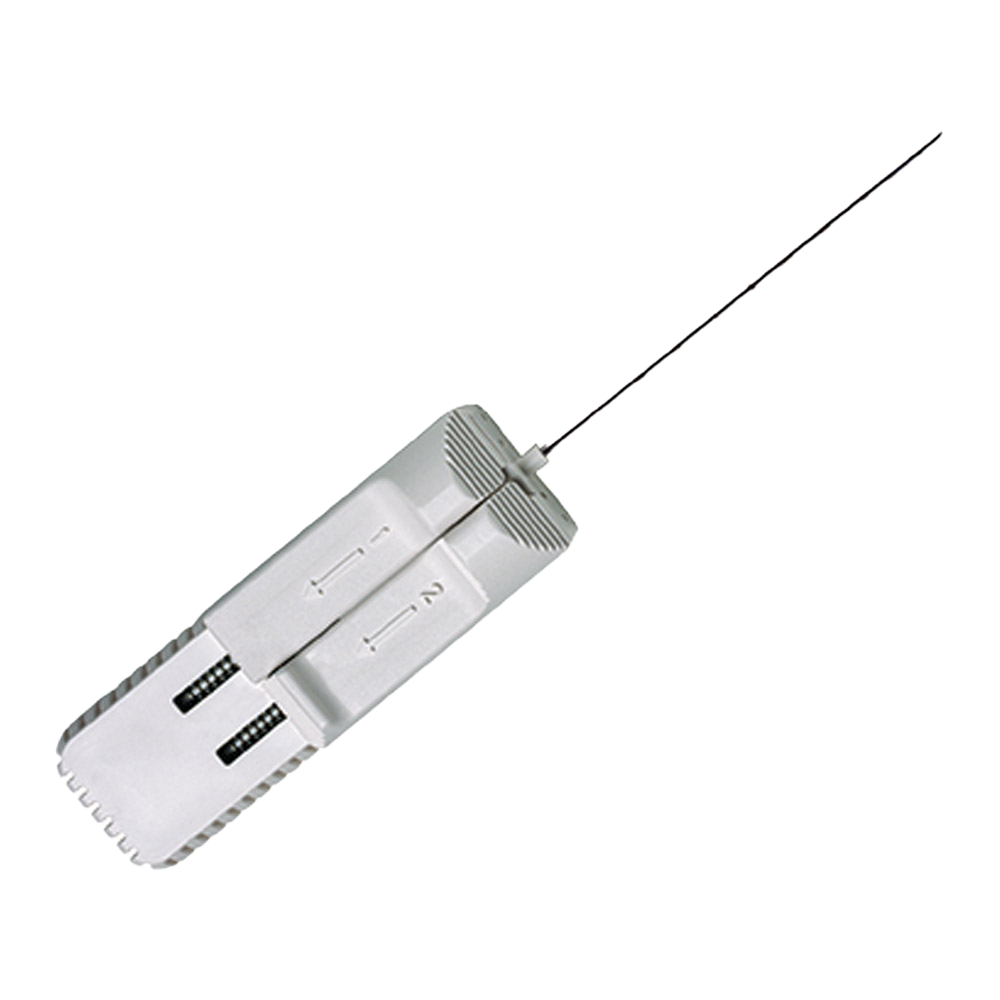 Aguja de biopsia automática